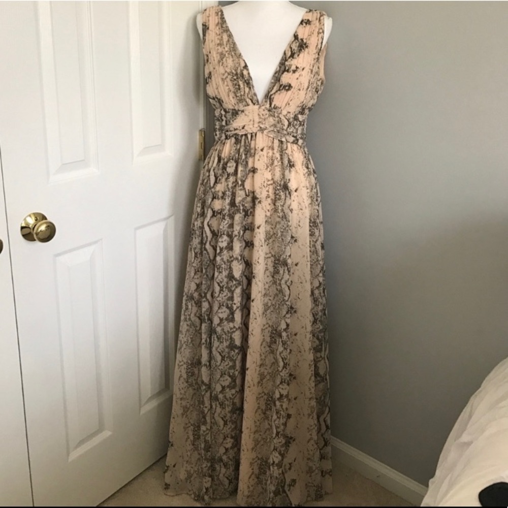 Elegant and sexy long dress